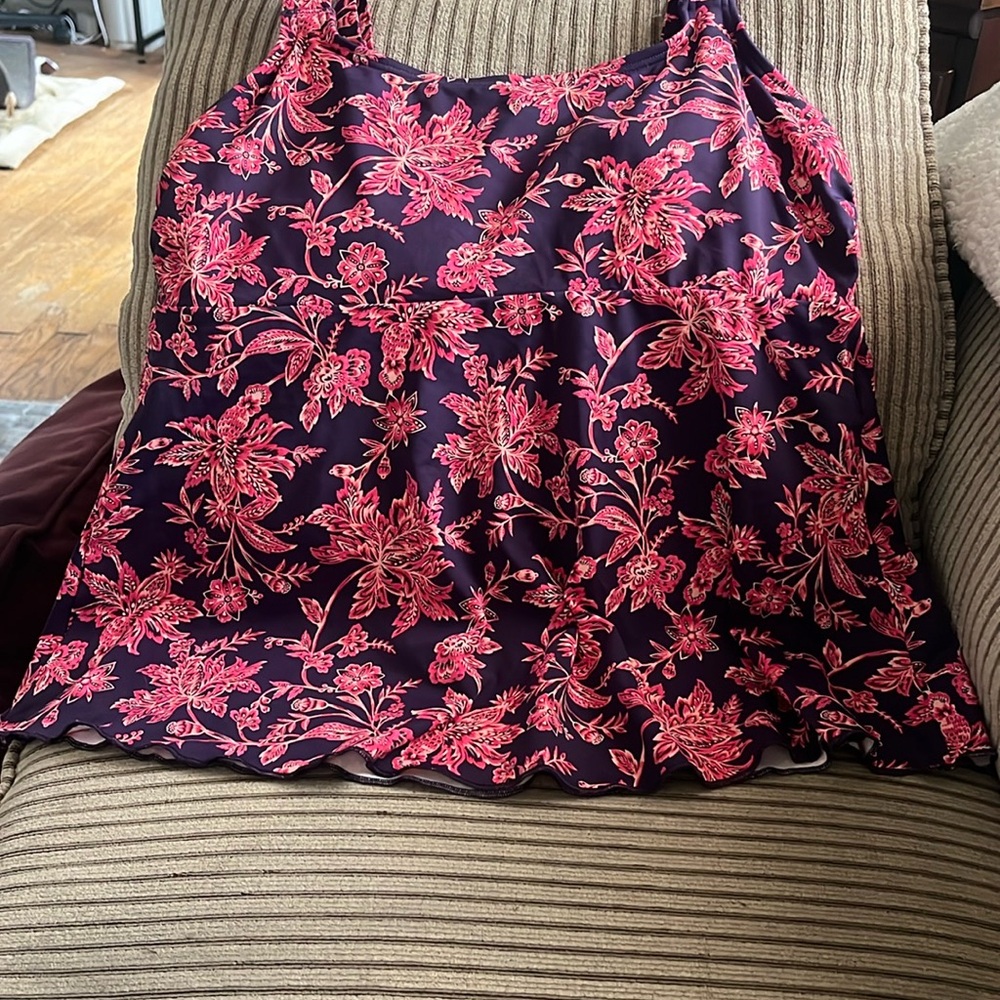 Lands' End Purple and Pink Floral Tank (swimming) Top